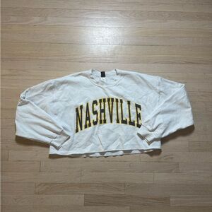 Sweet Claire Cream NASHVILLE Sweatshirt women’s large